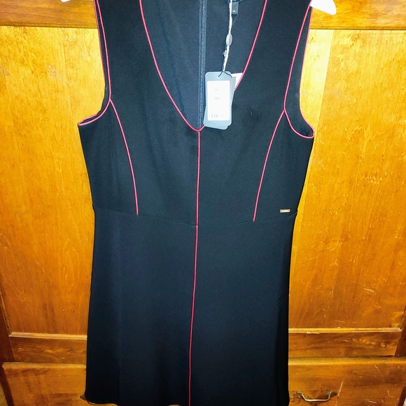 NWT Armani Exchange Elegant Black Dress with Red Accents Size 14 - Picture 2 of 4
